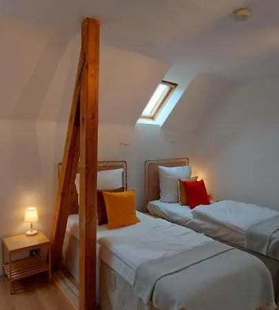 Ruesternsuite, Naehe Rue & Messe, Museum Folkwang, Netflix Apartment