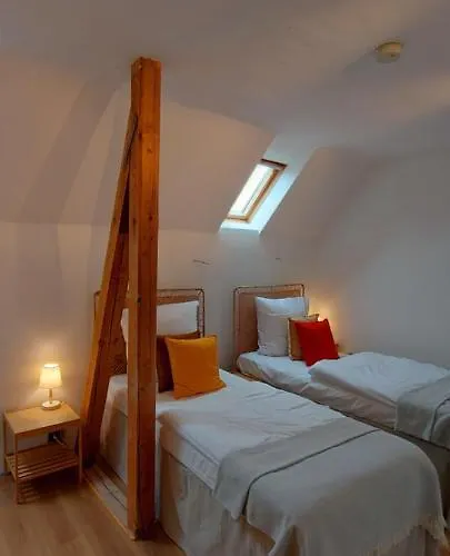 Ruesternsuite, Naehe Rue & Messe, Museum Folkwang, Netflix Appartement